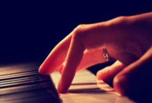 开云下载-鹿岛鹿角主场氛围火爆，球迷热情助阵