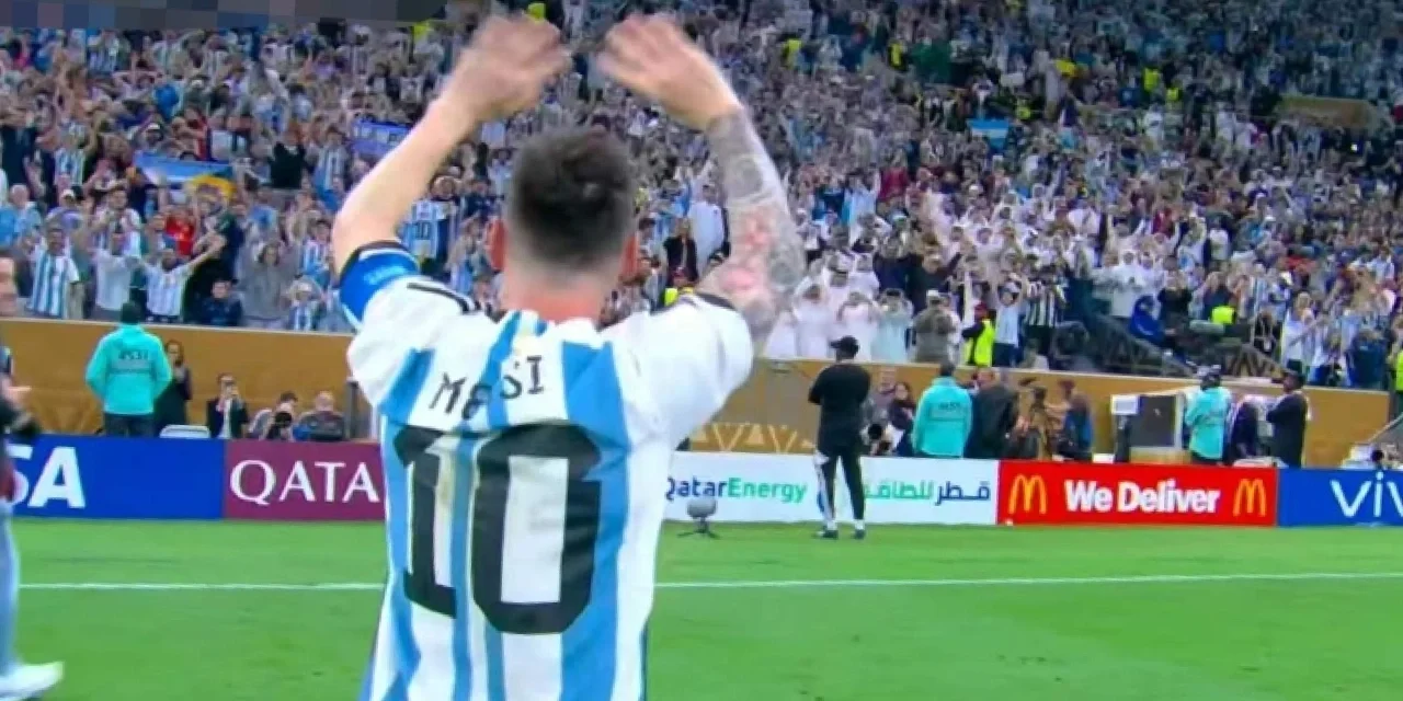 阿根廷女足守门员连续扑出点球，帮助球队获胜