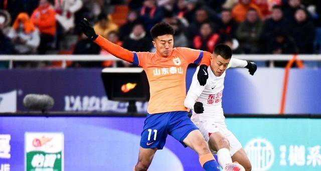 克里斯里亚宫外援表现抢眼，助球队胜利的简单介绍