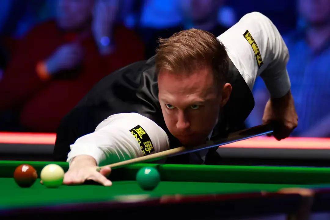 开云APP-一位射手球员在比赛中演绎绝杀，成为英雄人物