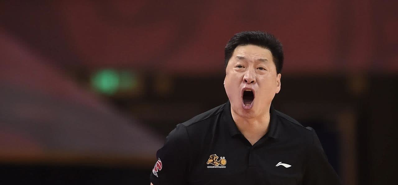 山西队以惊人表现轻松获得胜利 山西队以惊人表现轻松获得胜利