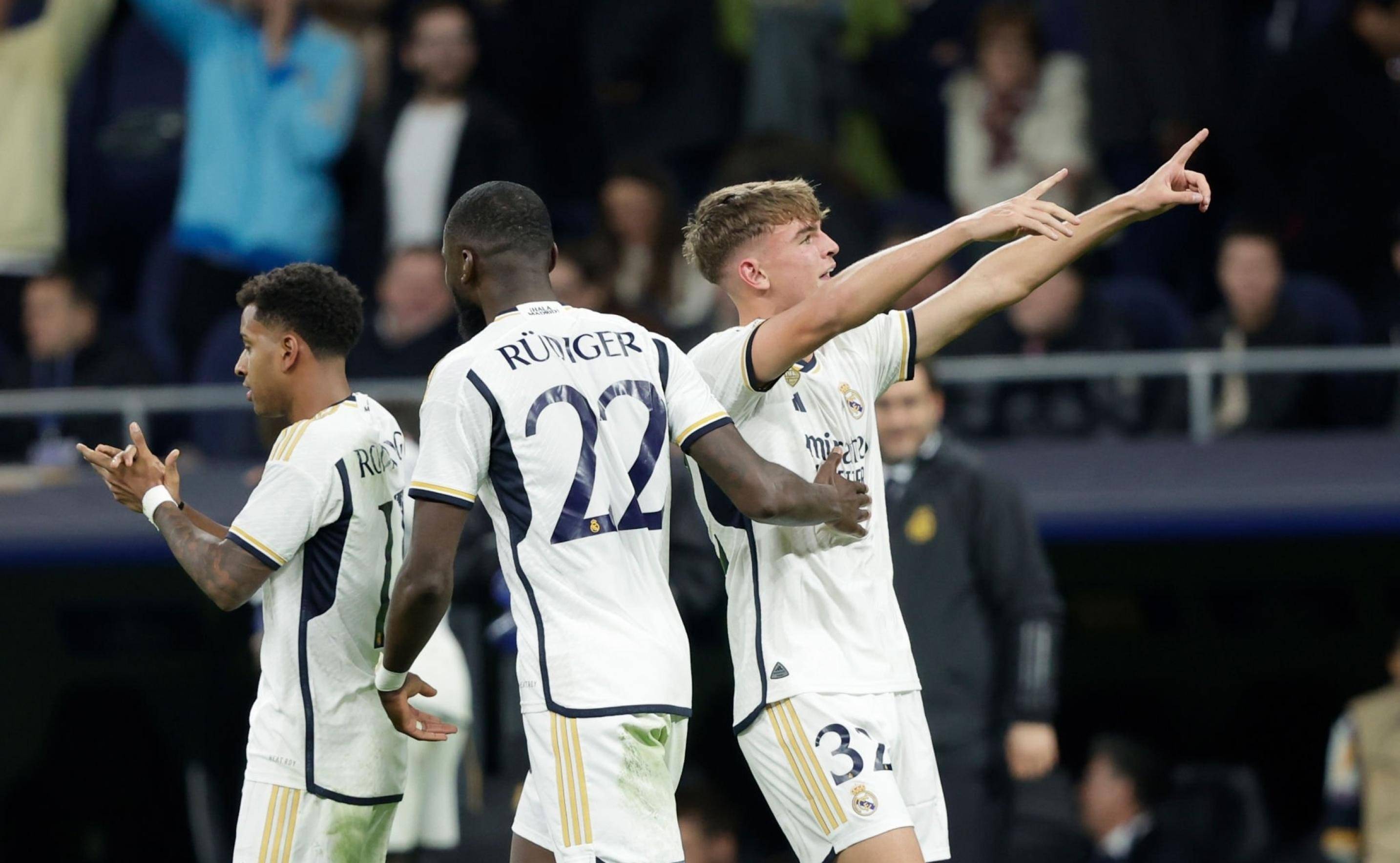 开云体育APP下载-马德里女王惨遭血洗，皇马遭遇连败灰心