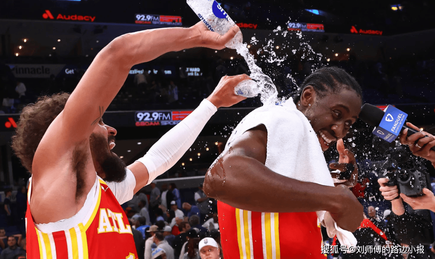 国王逆转灰熊,霍尔姆斯绝杀帮助球队获胜 国王逆转灰熊,霍尔姆斯绝杀帮助球队获胜