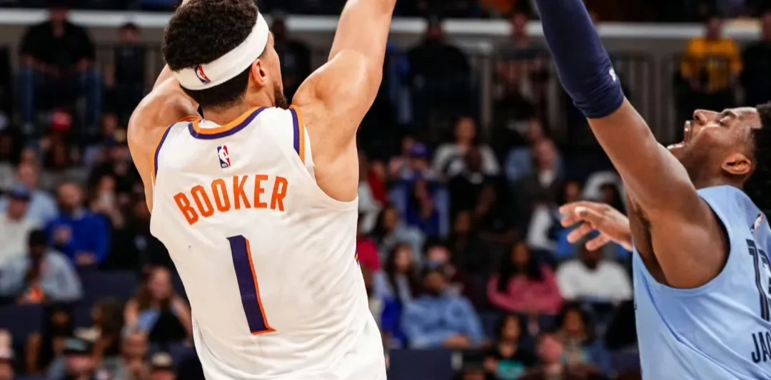 国王逆转灰熊,霍尔姆斯绝杀帮助球队获胜 国王逆转灰熊,霍尔姆斯绝杀帮助球队获胜