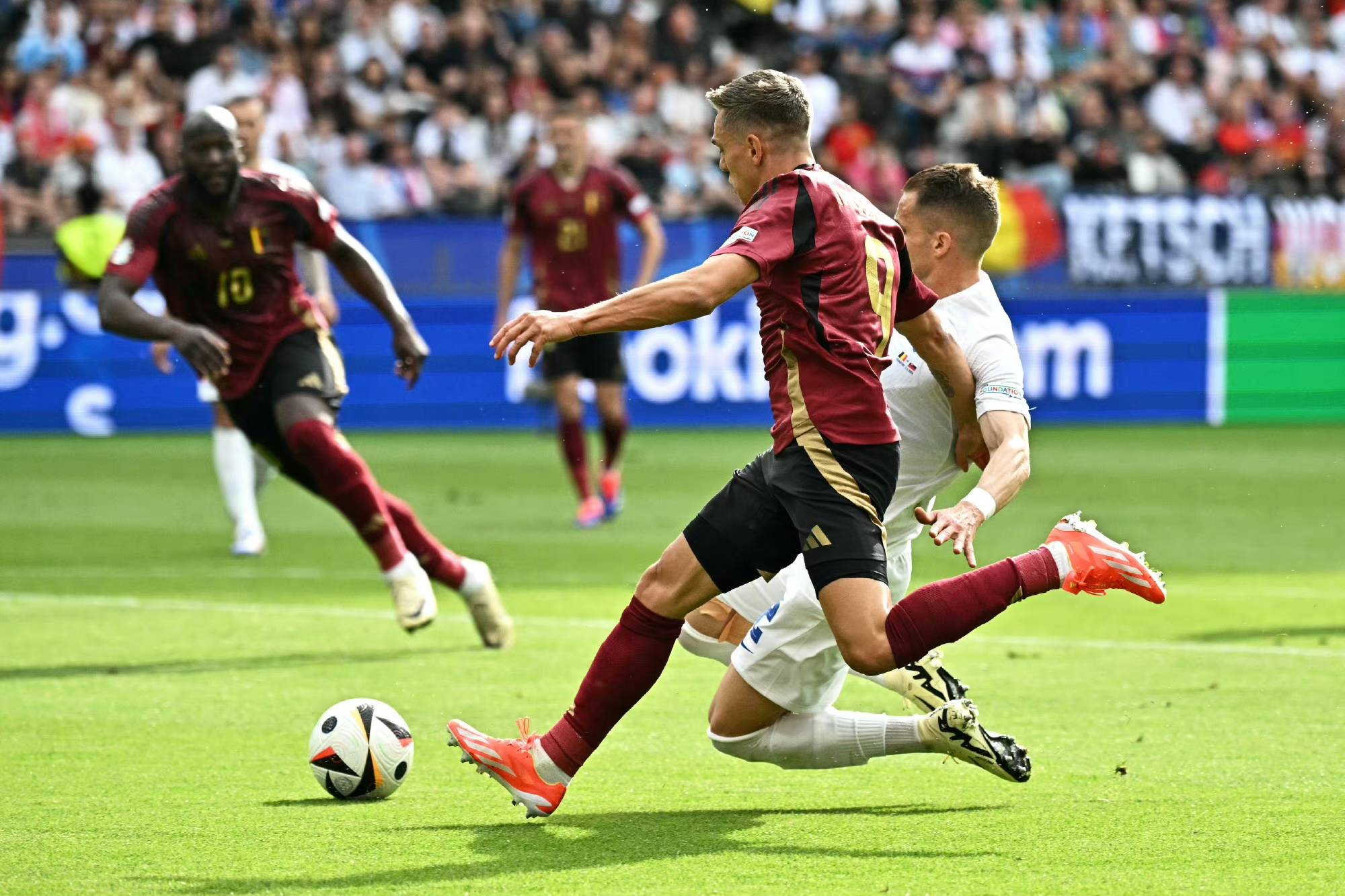 开云体育APP下载-比利时小组赛战胜俄罗斯欧洲杯劲敌