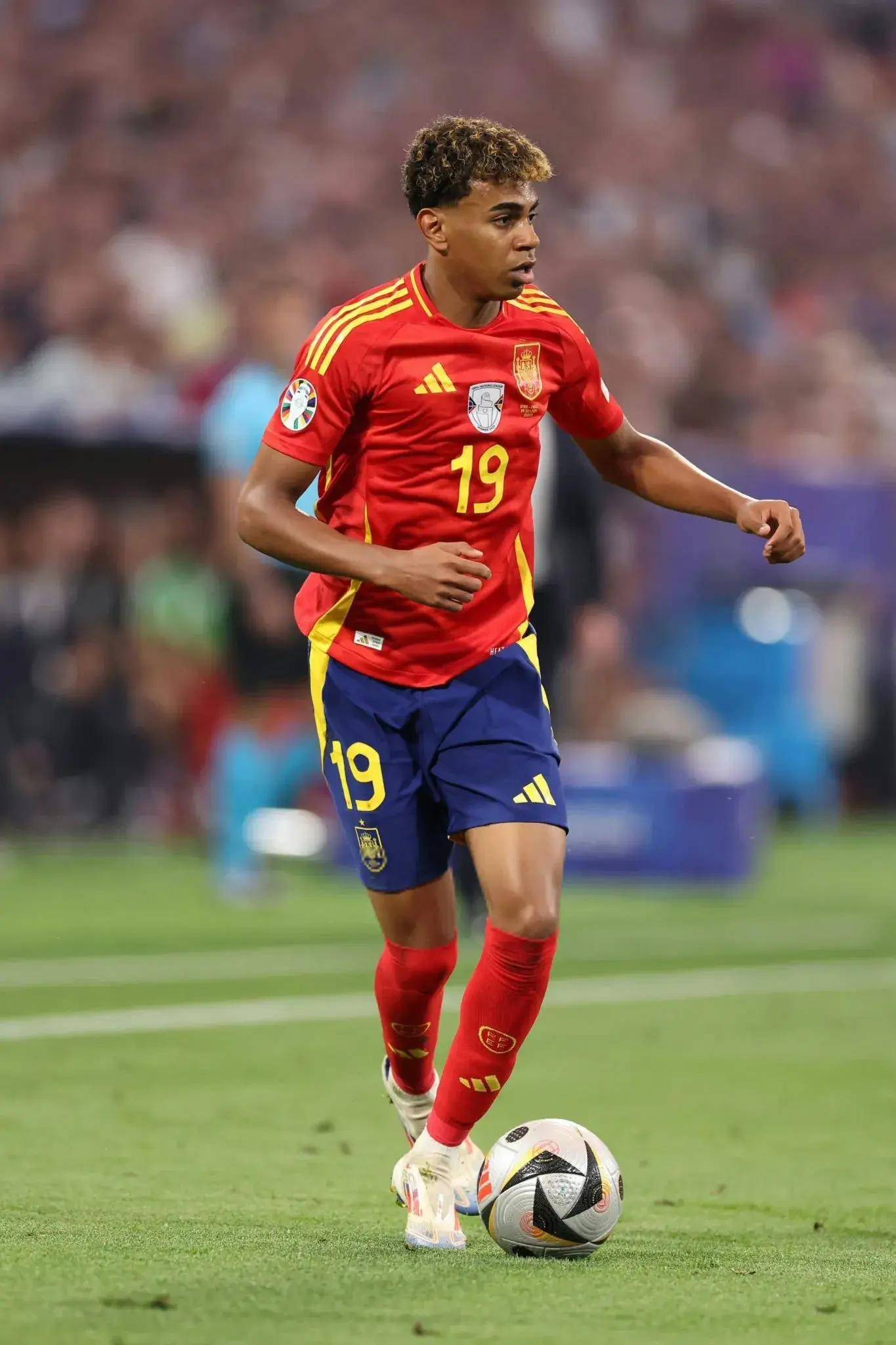 西班牙篮球明星获得最佳球员奖! 西班牙篮球明星获得最佳球员奖!