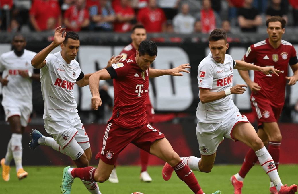 奥格斯堡闯入前三,德甲排名傲视群雄的简单介绍 奥格斯堡闯入前三,德甲排名傲视群雄的简单介绍