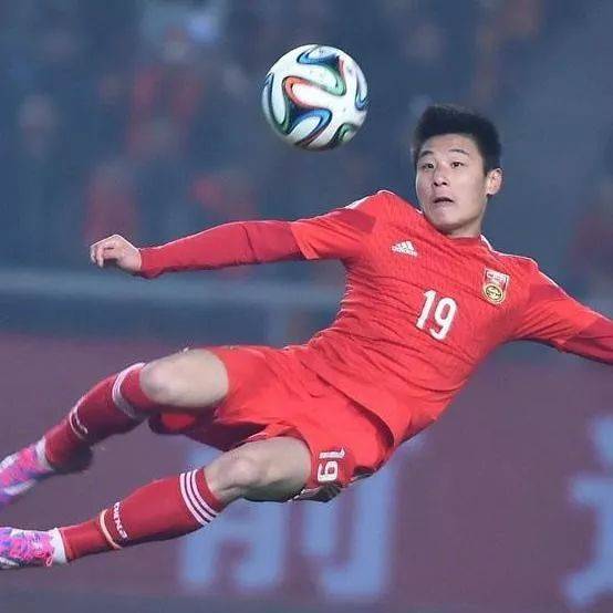 中国队在国际赛事中夺得重要胜利 中国队在国际赛事中夺得重要胜利