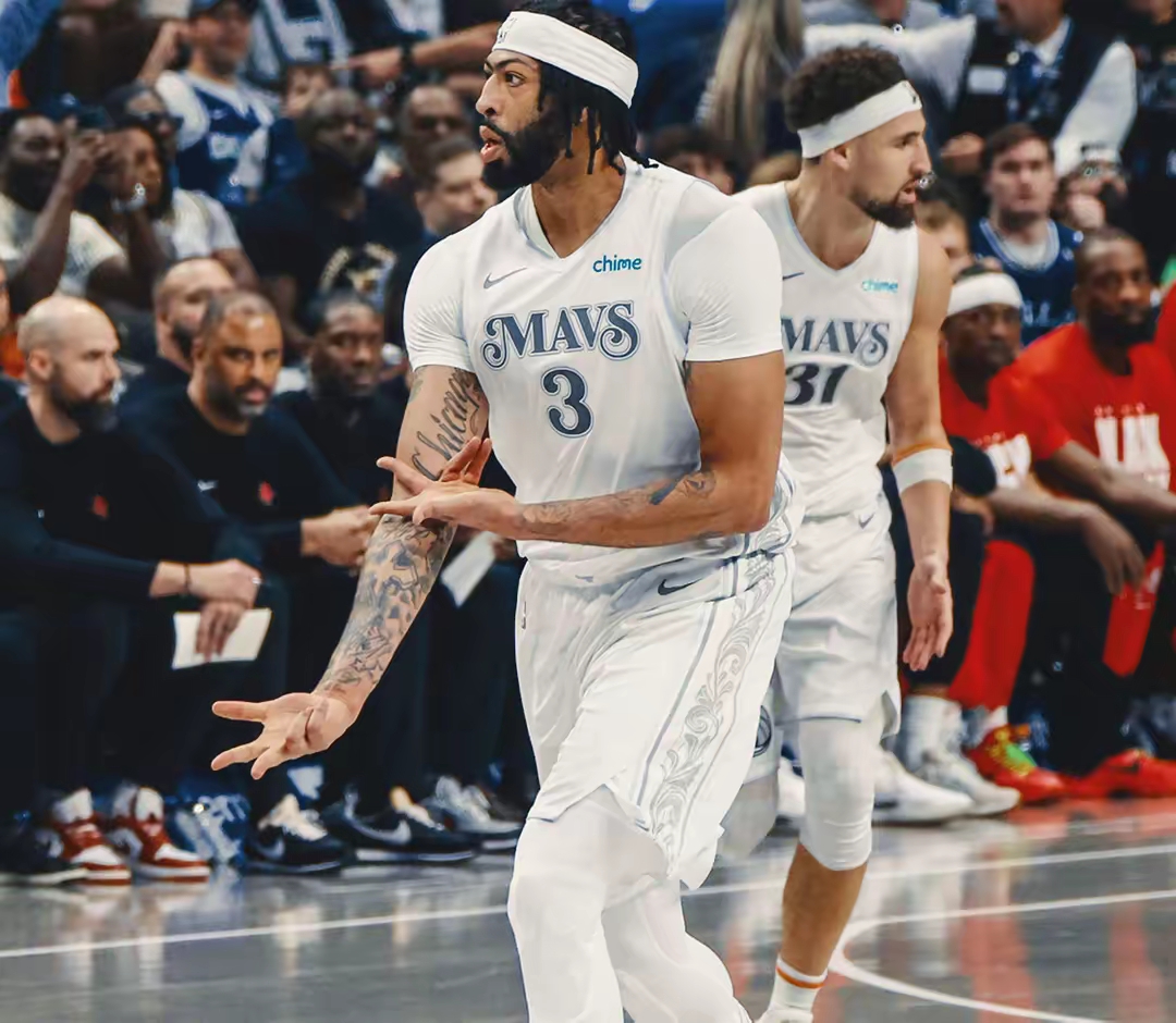 独行侠瓜分卫冕军再胜场，掘金难阻进步