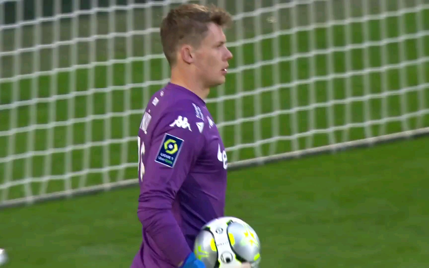 开云平台-波尔多迎战摩纳哥，争夺胜利