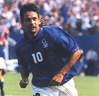 英格兰主场逆转罗马尼亚巴乔建功 英格兰主场逆转罗马尼亚巴乔建功