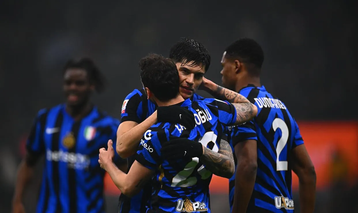 意大利队客场战平波黑,成功晋级欧锦赛 意大利队客场战平波黑,成功晋级欧锦赛