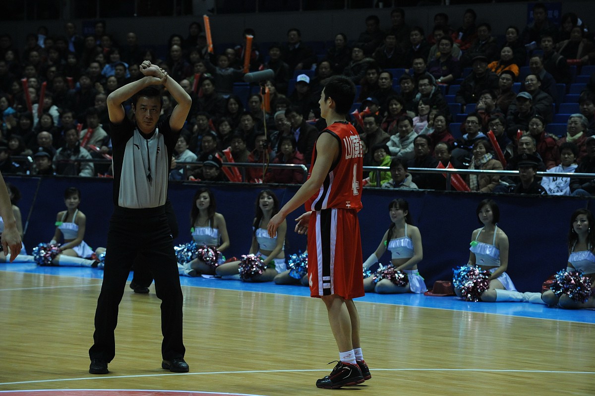 亚洲球星在国际篮球舞台上大放异彩