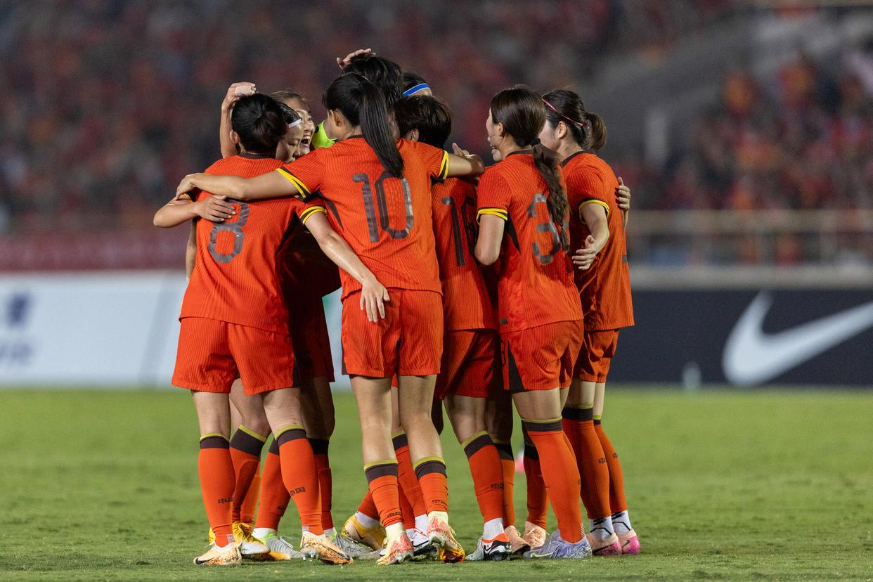 开云体育登录-历史上第一次，国内足球女队赢得赛事冠军