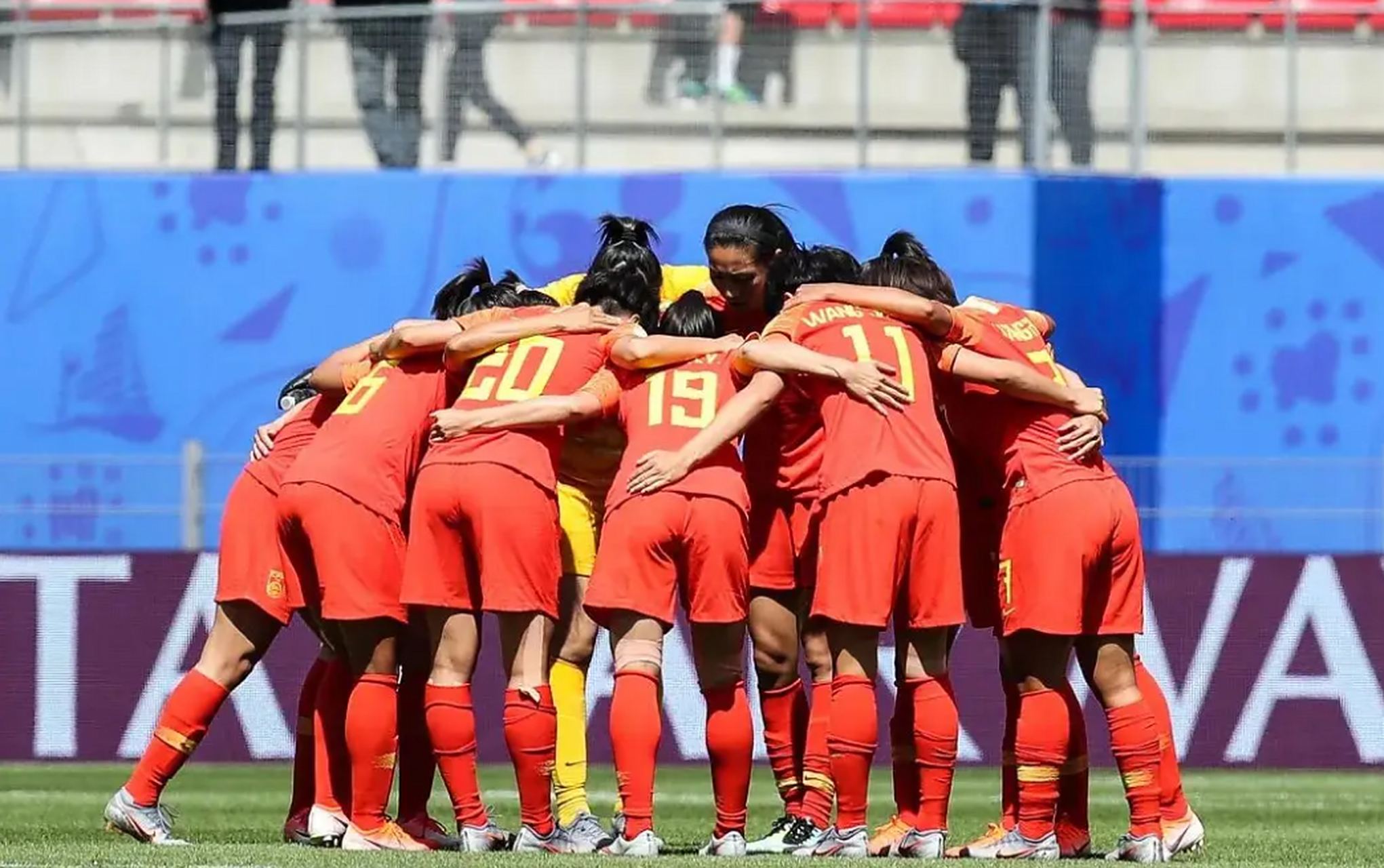 世界杯女足资格赛，一场惊险比赛拉开序幕的简单介绍