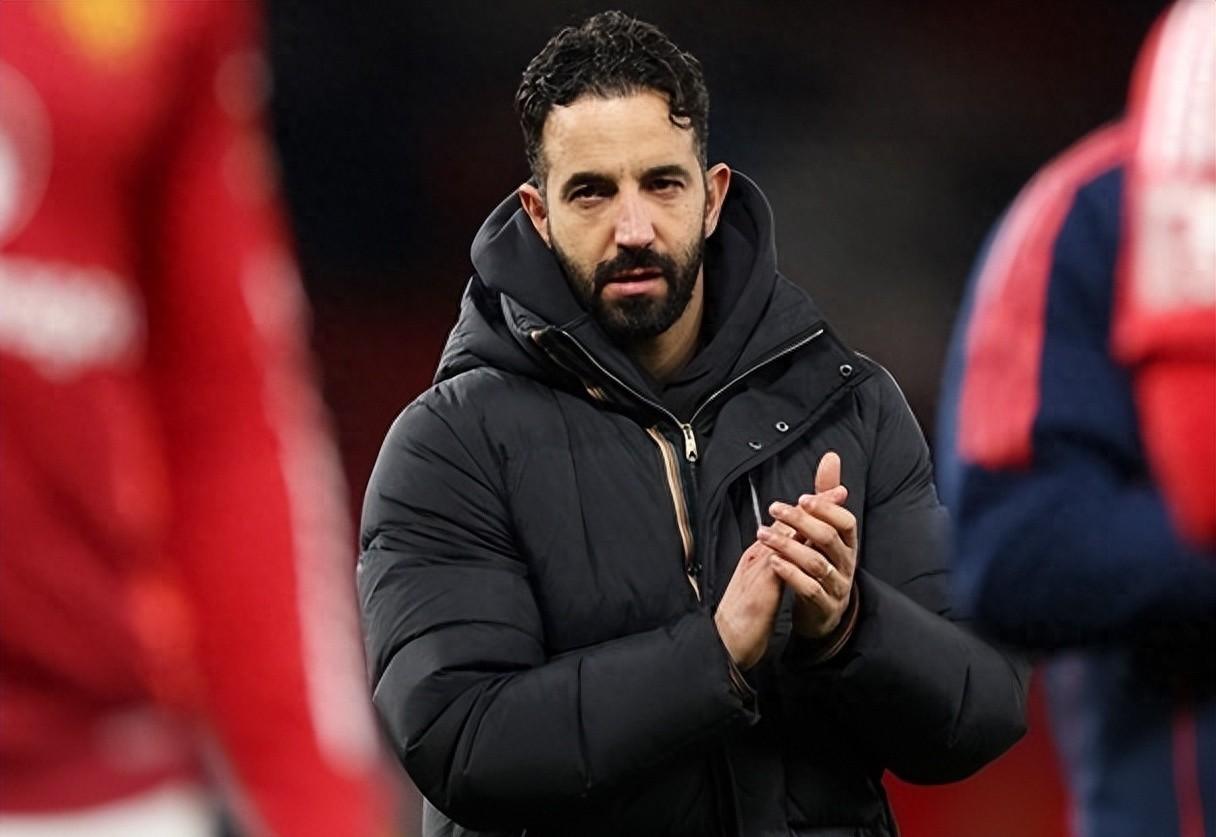 鲁尼挺身而出，助曼联获得晋级机会！