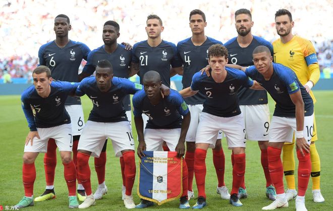 法国足球比赛中球员们拼出了最好的表现 法国足球比赛中球员们拼出了最好的表现