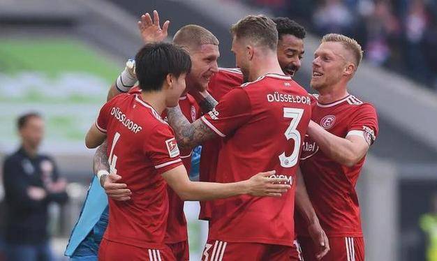 汉诺威战术调整,迎来一场胜利 汉诺威战术调整,迎来一场胜利