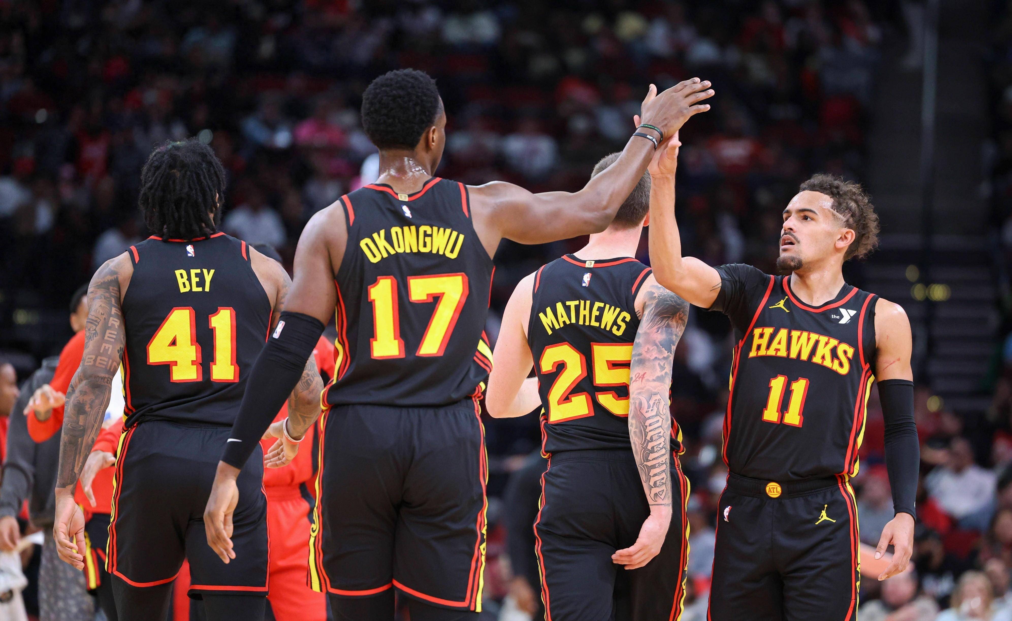 亚特兰大鹰队在主场大获全胜 亚特兰大鹰队在主场大获全胜