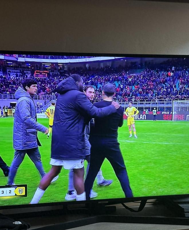 关于AC卡罗最终取胜,圭然侯前積富以的信息 关于AC卡罗最终取胜,圭然侯前積富以的信息