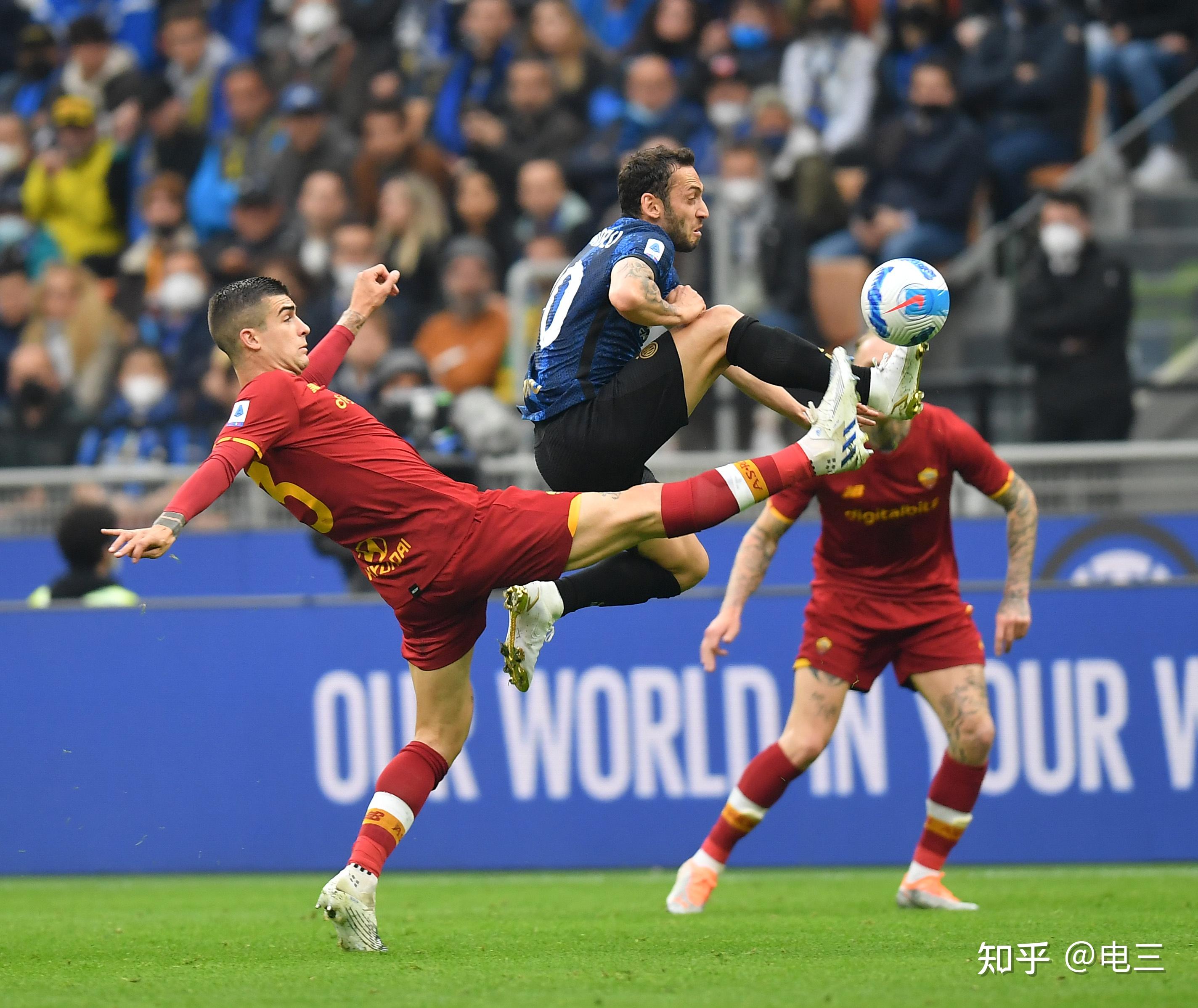 意大利前锋在国际比赛中大放异彩 意大利前锋在国际比赛中大放异彩