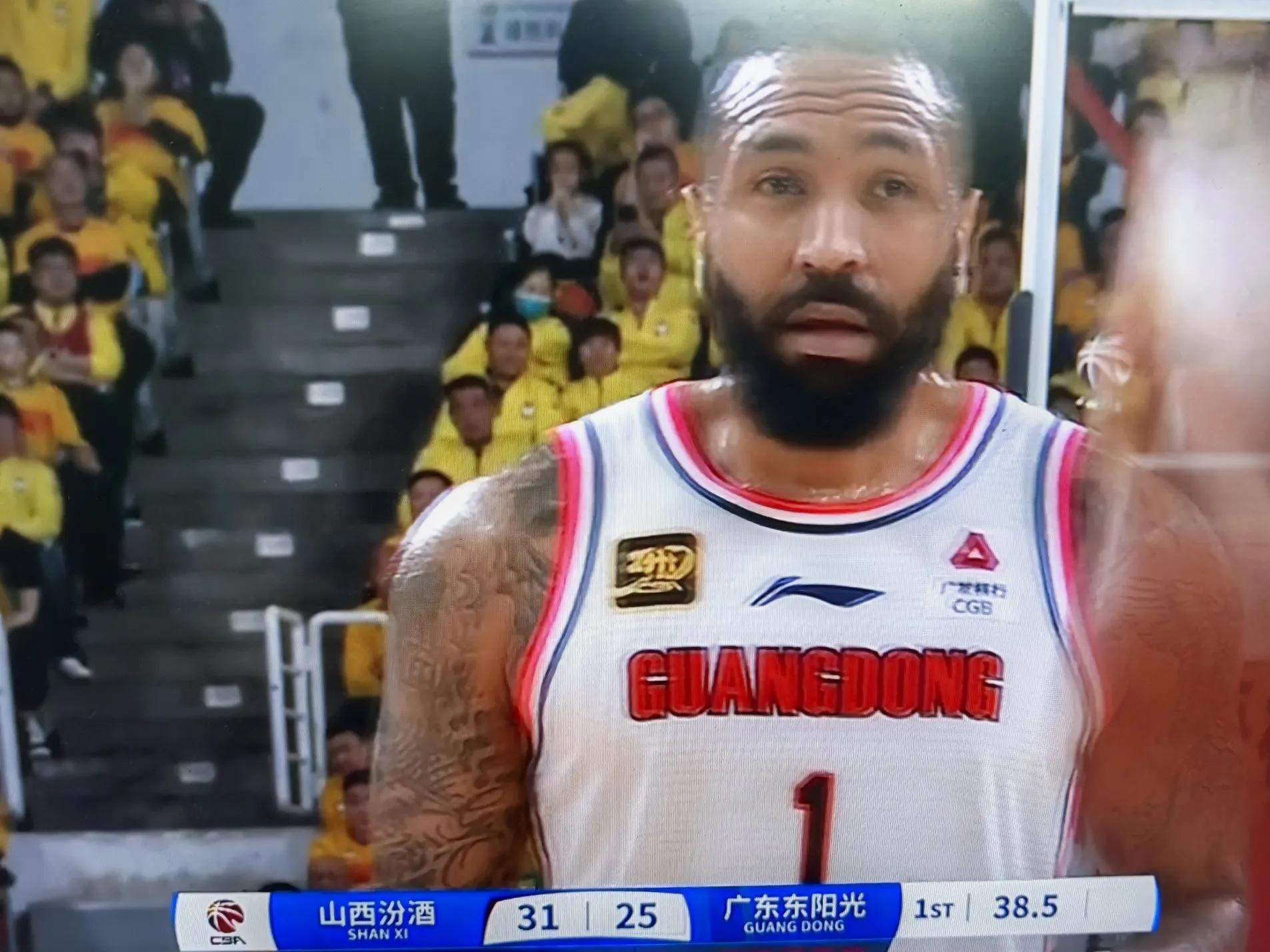 河南建业在客场不敌广东队，遗憾收场的简单介绍