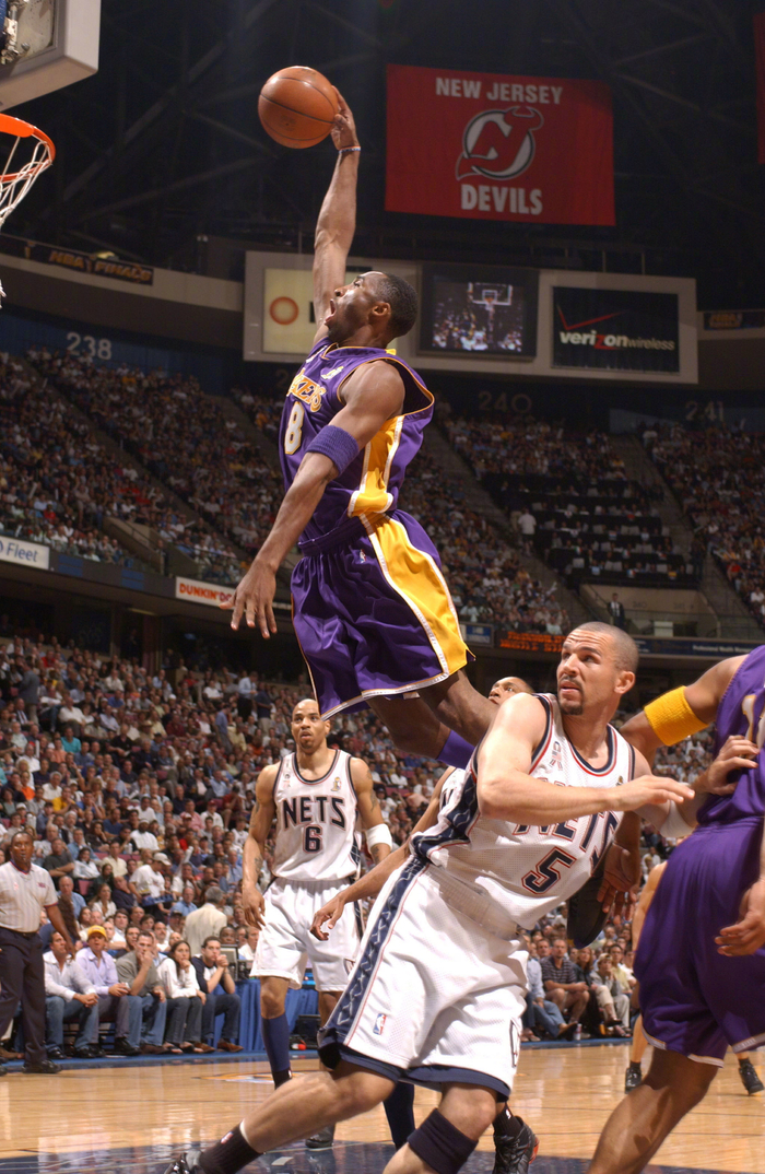 篮网击败湖人,终结对手连胜 篮网击败湖人,终结对手连胜