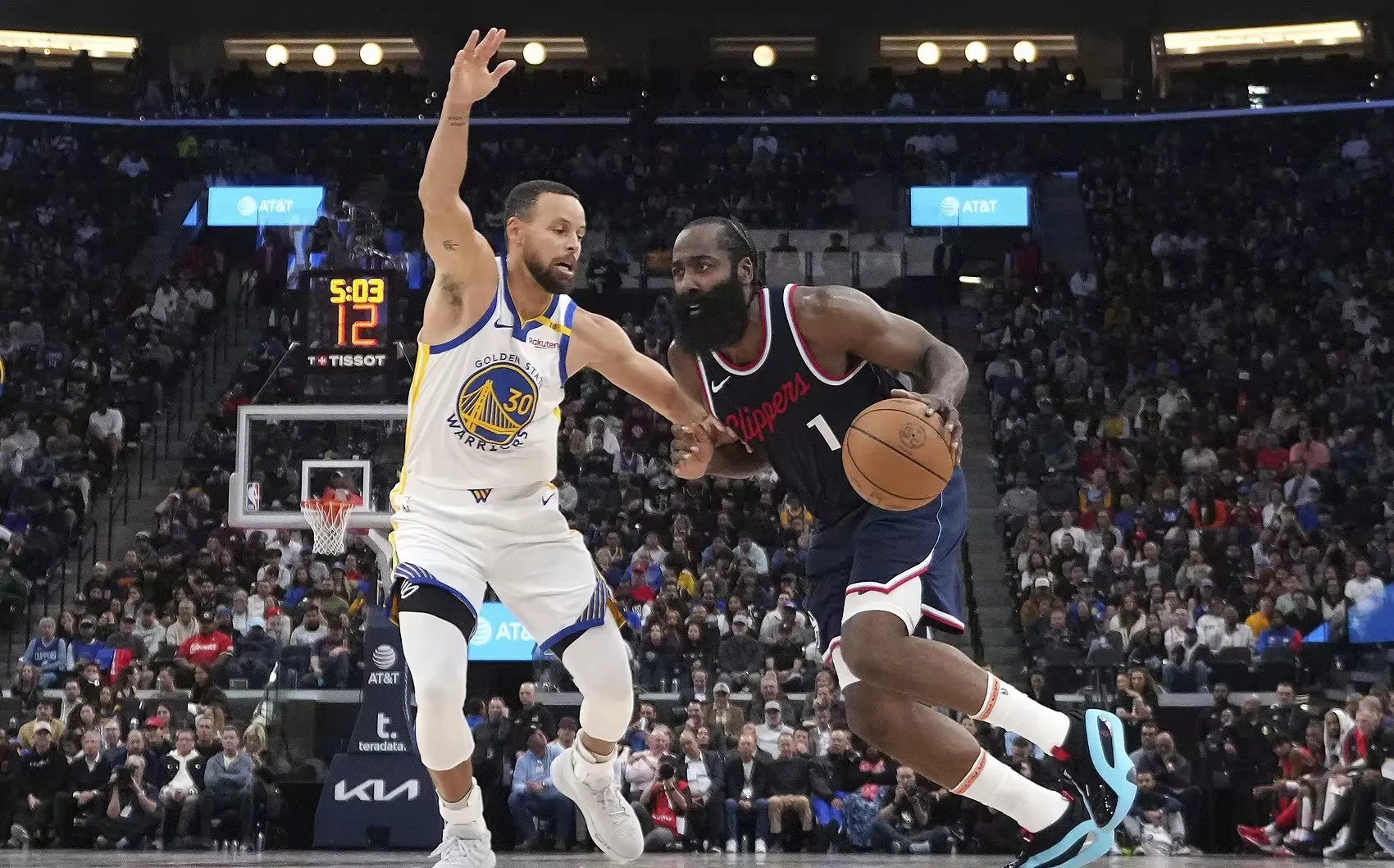 火箭连胜止步，遭到掘金终结