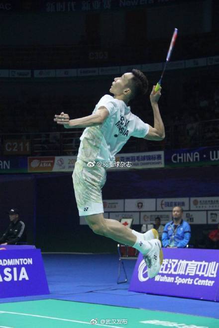 开云体育登录-关于马来西亚羽毛球队鏖战英格兰羽毛球队，李宗伟爆发神勇的信息