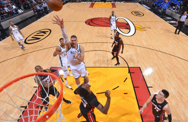 猛龙横扫浙江队,莫兰特扛起全队的简单介绍 猛龙横扫浙江队,莫兰特扛起全队的简单介绍